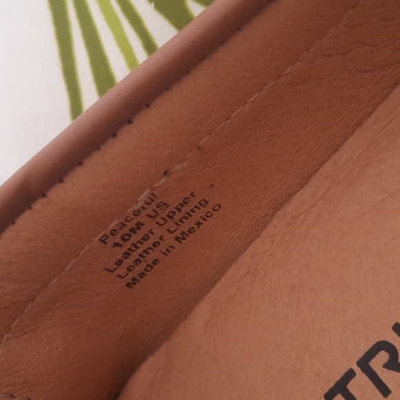 Five Tribe Size 10 Brown Flats Shoe - Picture 4 of 6